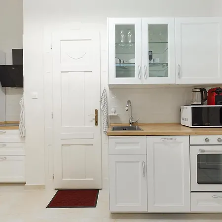 Апартаменты Flawless Design 2br At Oktogon