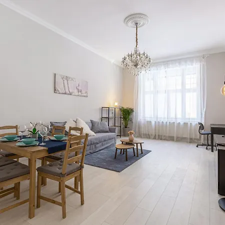 Flawless Design 2br At Oktogon Апартаменты *